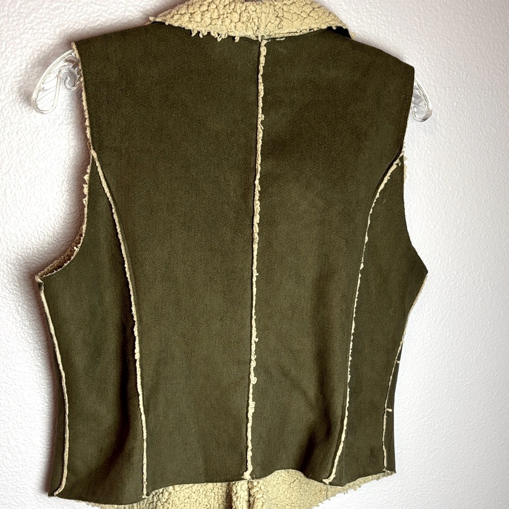 Mountain Lake Rustic Olive Faux Suede Green Fleece Sherpa Vest - Picture 5 of 5